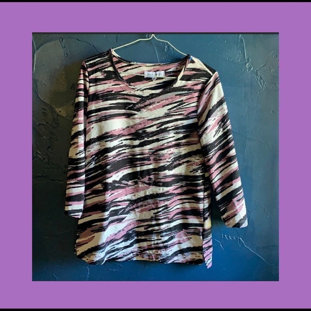 🎁♦️Emily Daniels beautiful colors purple, grey, black and white designs